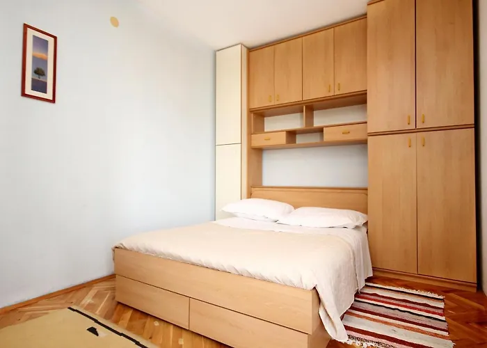 Apartamento - 10315 *